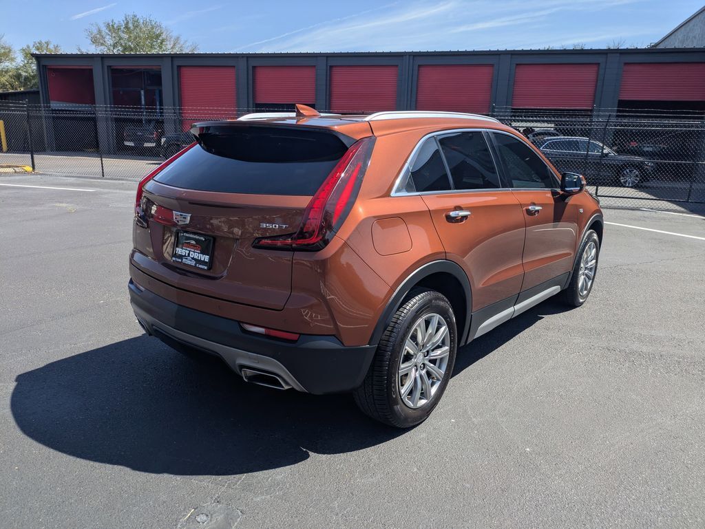 2021 Cadillac XT4 Premium Luxury