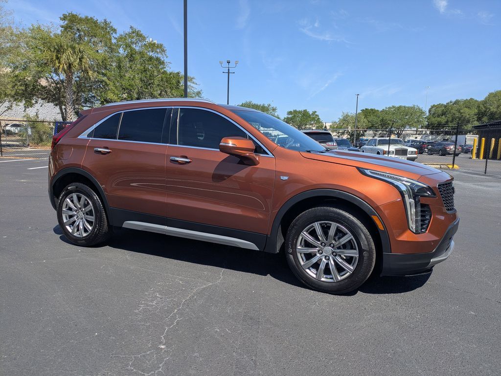 2021 Cadillac XT4 Premium Luxury