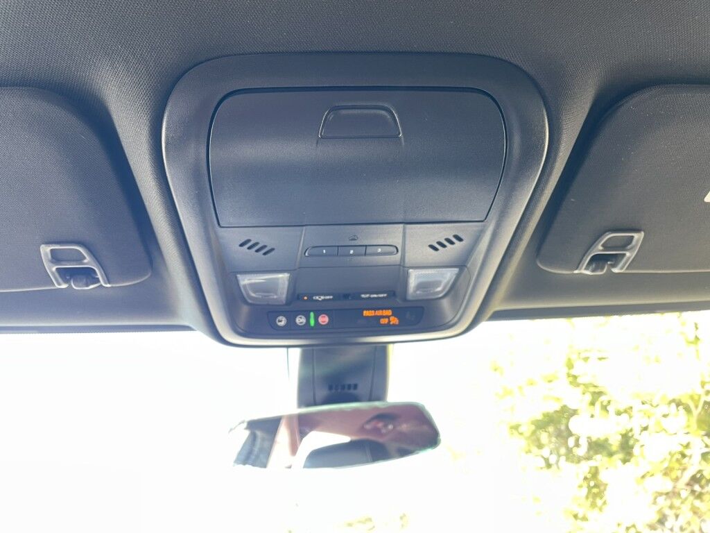 2021 Cadillac XT5 FWD Luxury~AUTO START/STOP~BLIND SPOT WARNING~DRIVER ASSISTANCE PACKAGE~KEYLESS ENTRY~PREMIUM SOUND SYSTEM Sarasota FL