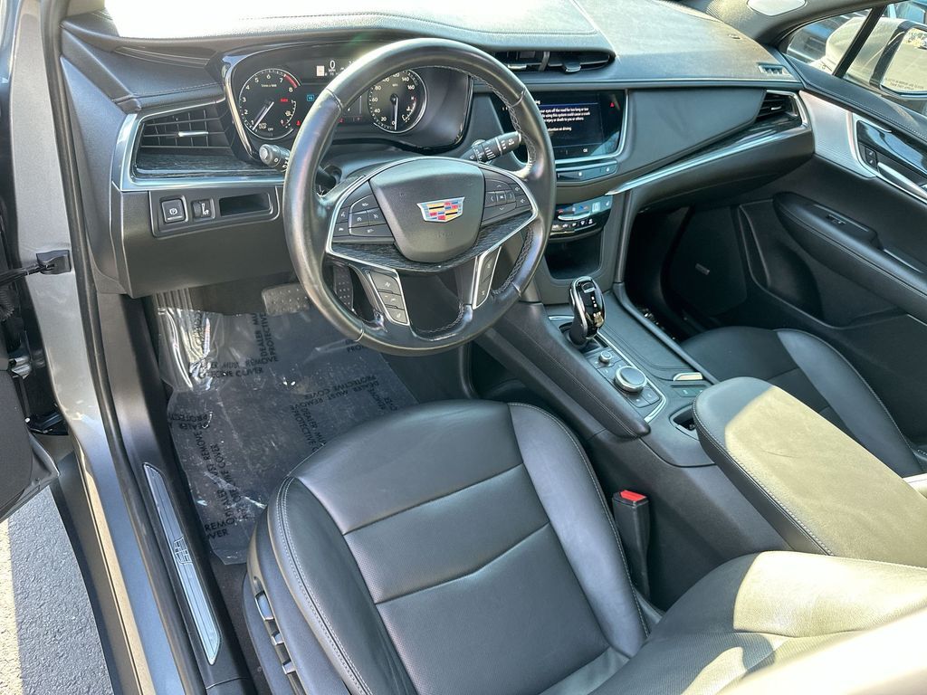 2021 Cadillac XT5 Premium Luxury