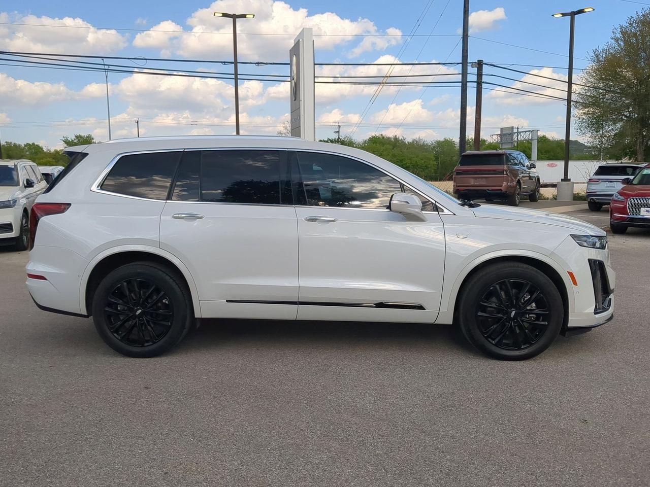 2021 Cadillac XT6 Premium Luxury