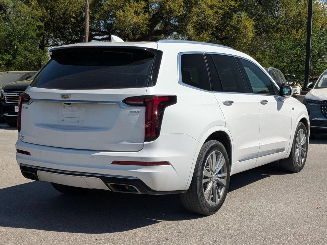 2021 Cadillac XT6 Premium Luxury