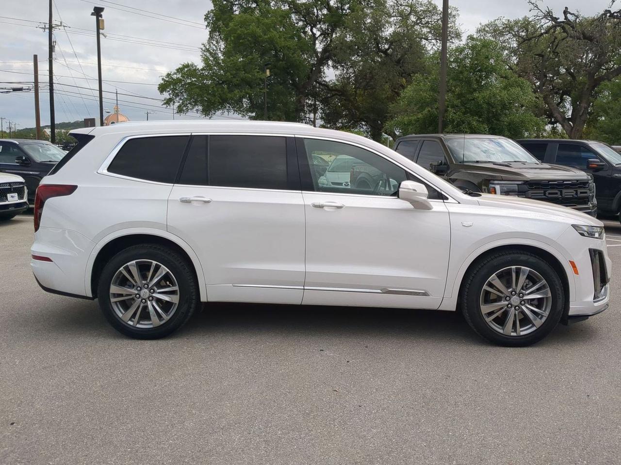 2021 Cadillac XT6 Premium Luxury