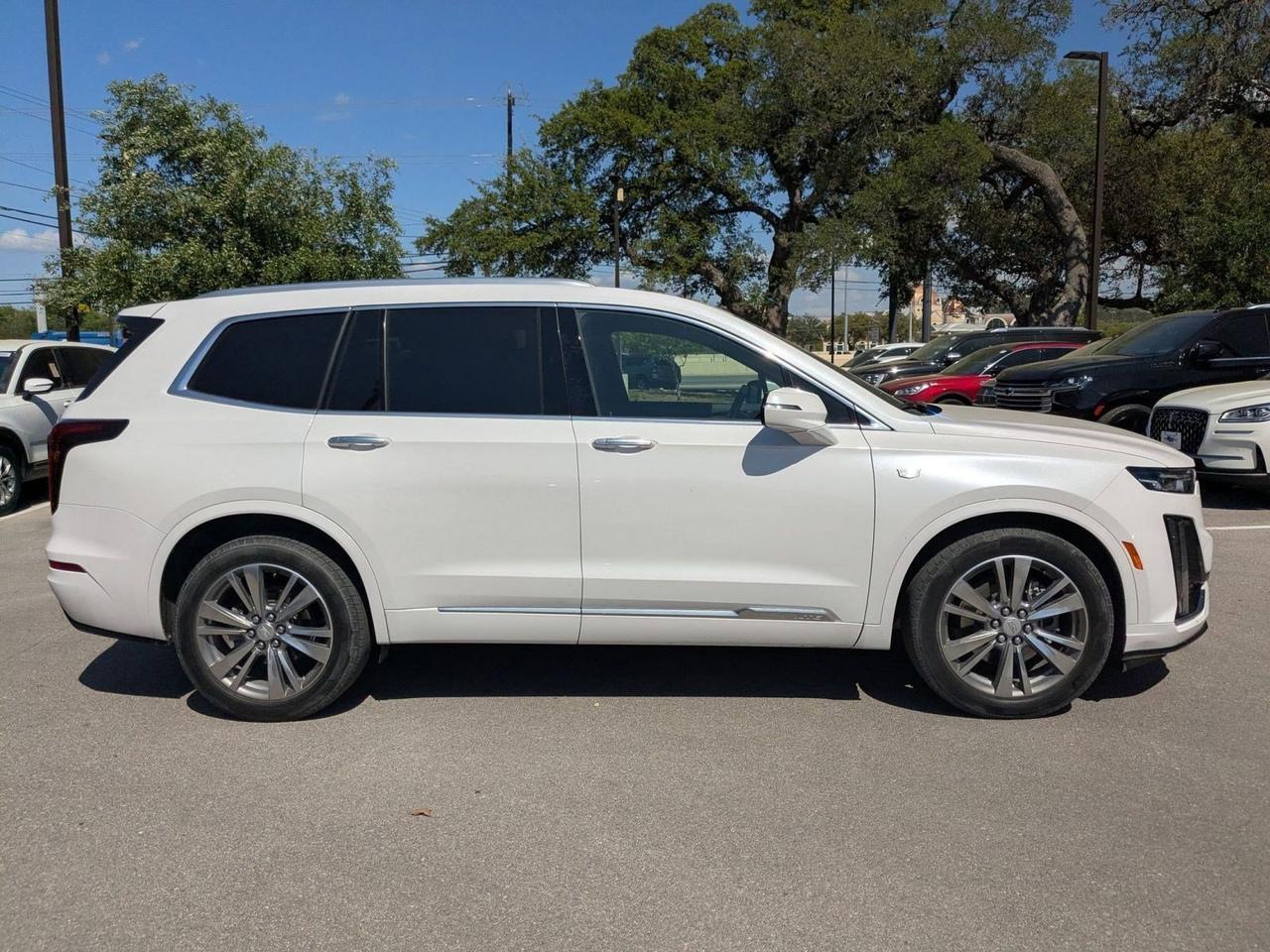2021 Cadillac XT6 Premium Luxury