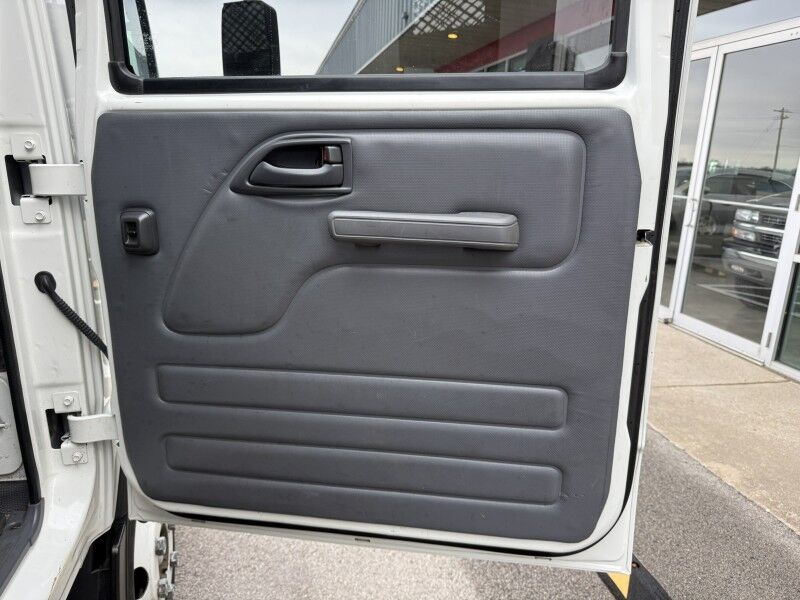 2021 Chevrolet 3500 LCF 6.6L V8 Gas Landscape Truck Collinsville OK