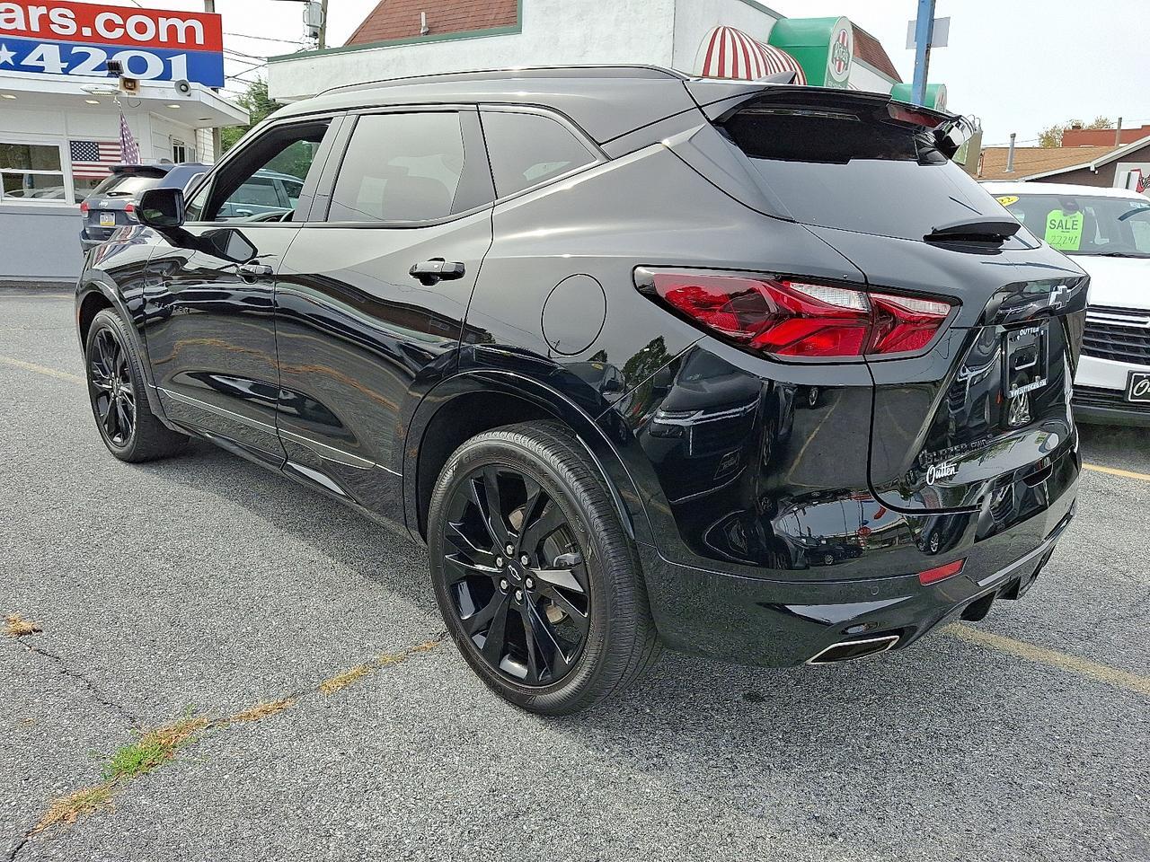 2021 Chevrolet Blazer RS photo 2
