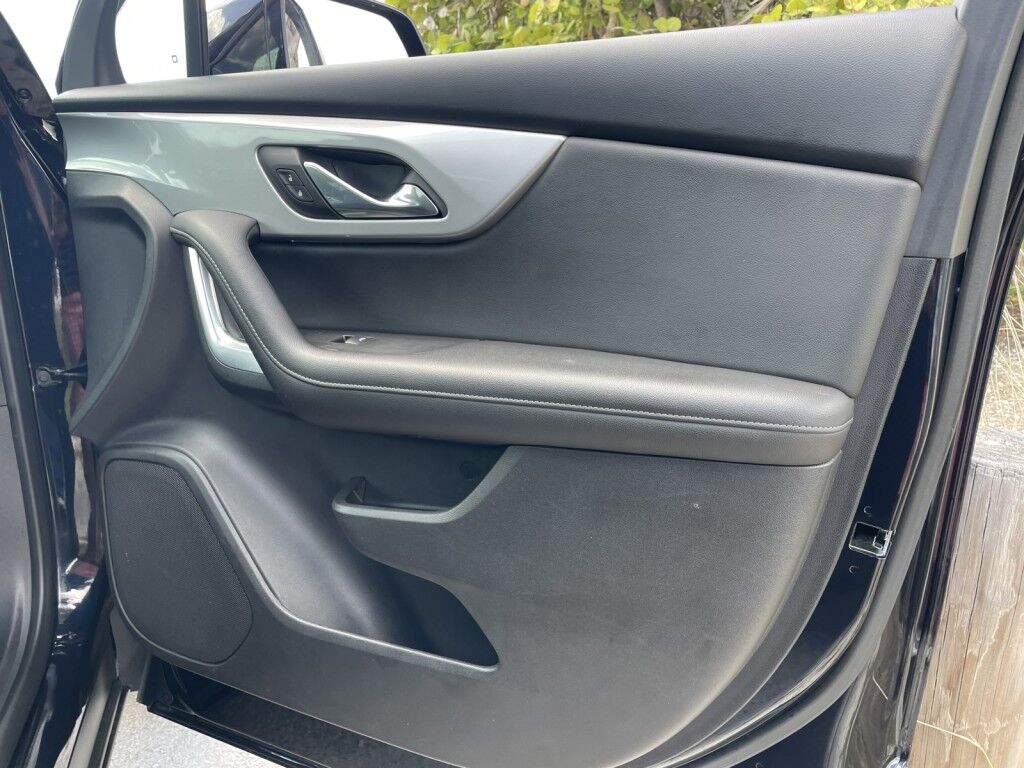 2021 Chevrolet Blazer LT~AUTO START/STOP~BLIND SPOT WARNING~DRIVER ASSISTANCE PACKAGE~ONLINE FINANCE AND SHIPPING AVAILABLE!!! Sarasota FL