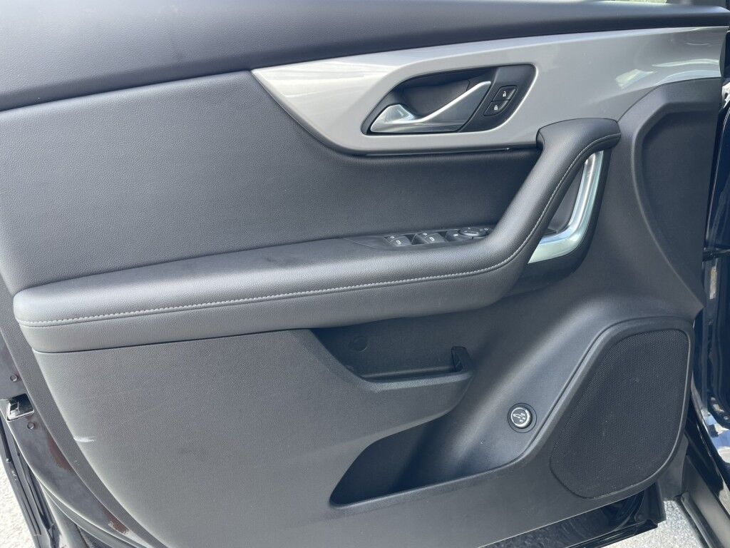 2021 Chevrolet Blazer LT~AUTO START/STOP~BLIND SPOT WARNING~DRIVER ASSISTANCE PACKAGE~ONLINE FINANCE AND SHIPPING AVAILABLE!!! Sarasota FL