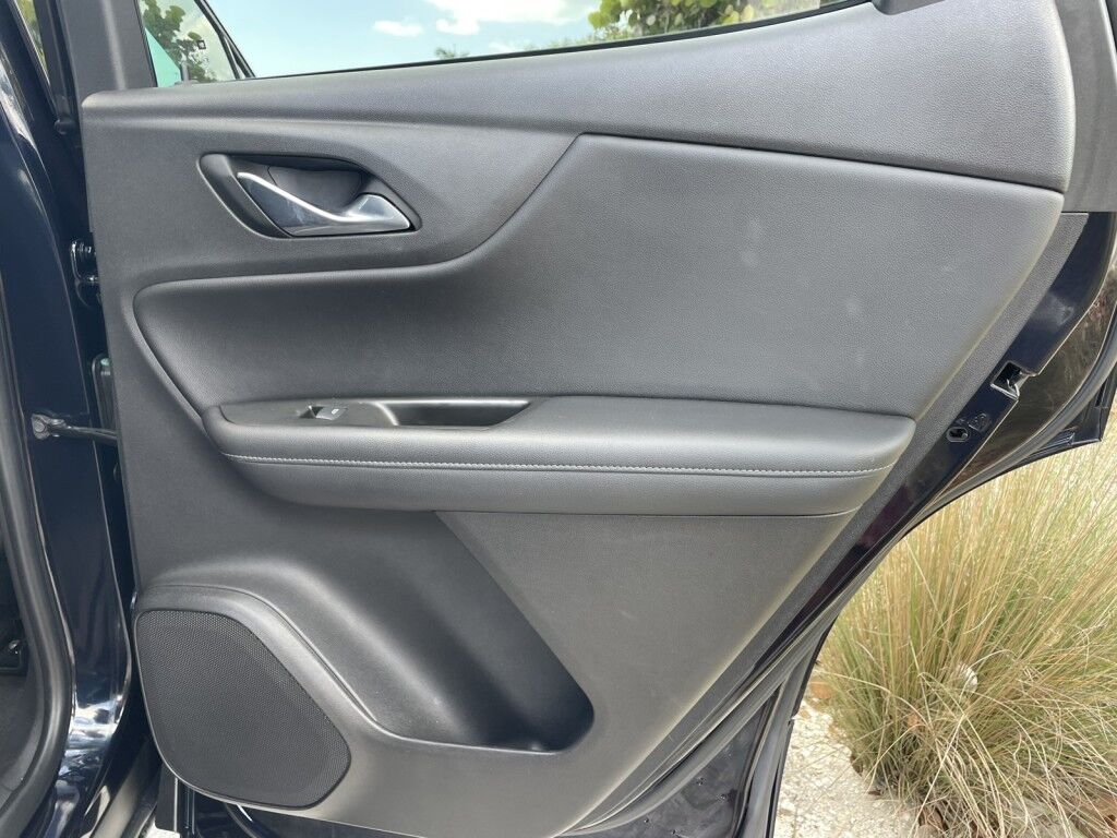 2021 Chevrolet Blazer LT~AUTO START/STOP~BLIND SPOT WARNING~DRIVER ASSISTANCE PACKAGE~ONLINE FINANCE AND SHIPPING AVAILABLE!!! Sarasota FL