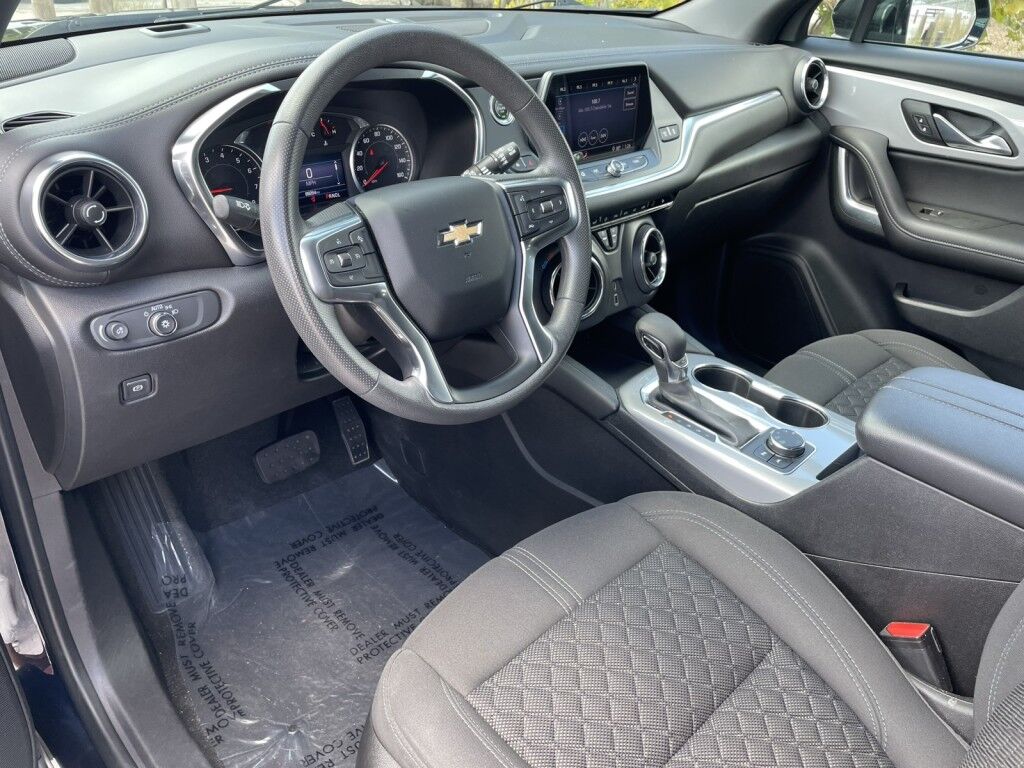 2021 Chevrolet Blazer LT~AUTO START/STOP~BLIND SPOT WARNING~DRIVER ASSISTANCE PACKAGE~ONLINE FINANCE AND SHIPPING AVAILABLE!!! Sarasota FL