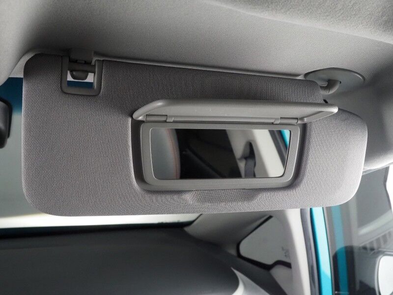 2021 Chevrolet Bolt EV Premier *BLIND SPOT & LANE DEPARTURE ALERT, SURROUND VIEW CAMERAS, 10.2 INCH COLOR TOUCHSCREEN, LEATHER, HEATED SEATS/STEERING, REMOTE START, WIRELESS CHARGING, BOSE AUDIO, APPLE CARPLAY Round Rock TX