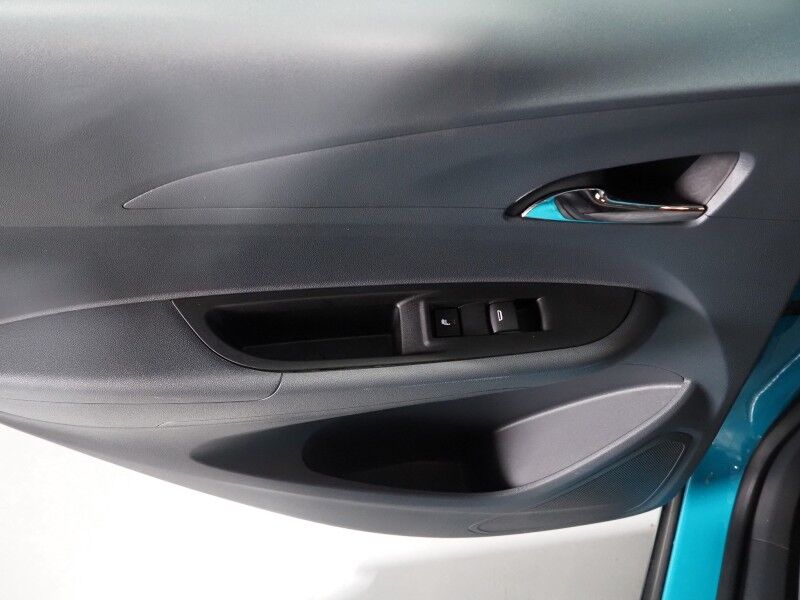 2021 Chevrolet Bolt EV Premier *BLIND SPOT & LANE DEPARTURE ALERT, SURROUND VIEW CAMERAS, 10.2 INCH COLOR TOUCHSCREEN, LEATHER, HEATED SEATS/STEERING, REMOTE START, WIRELESS CHARGING, BOSE AUDIO, APPLE CARPLAY Round Rock TX