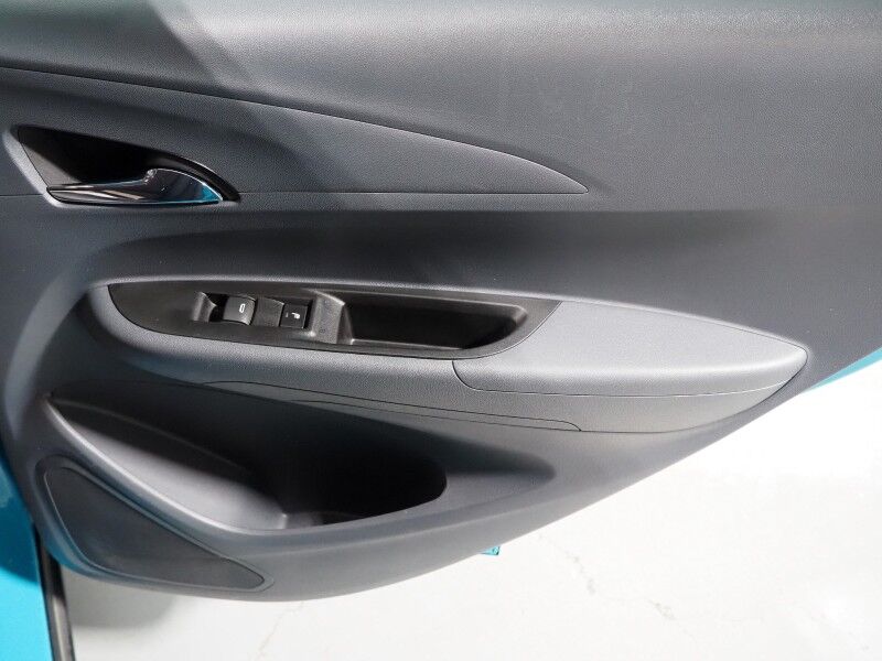 2021 Chevrolet Bolt EV Premier *BLIND SPOT & LANE DEPARTURE ALERT, SURROUND VIEW CAMERAS, 10.2 INCH COLOR TOUCHSCREEN, LEATHER, HEATED SEATS/STEERING, REMOTE START, WIRELESS CHARGING, BOSE AUDIO, APPLE CARPLAY Round Rock TX