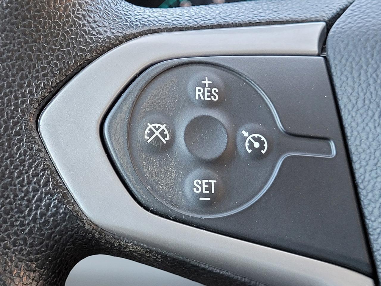 2021 Chevrolet COLORADO W/T CREW CAB Vacaville CA