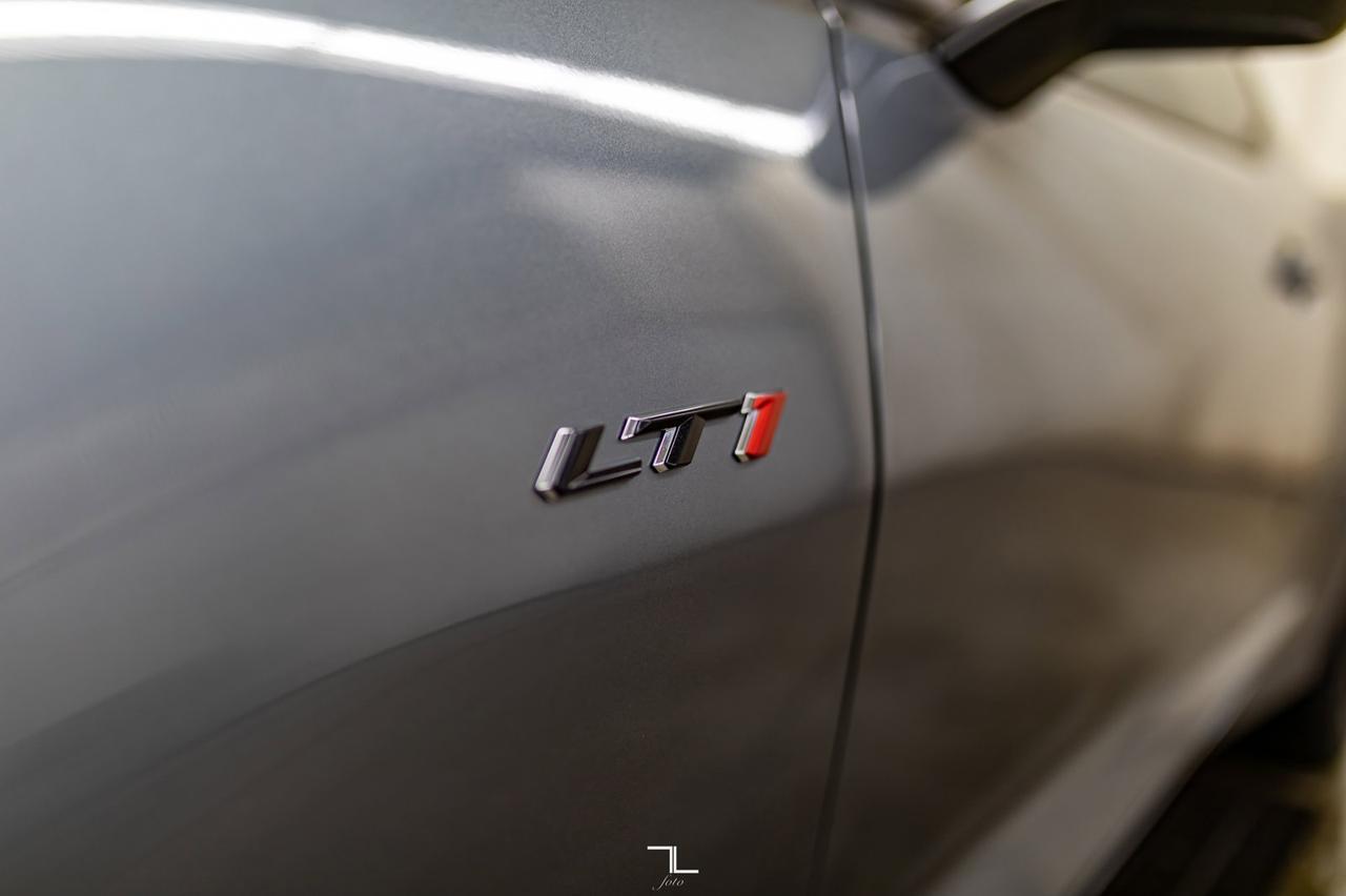 2021 Chevrolet Camaro LT1 Manual Roof BCam Red Deer AB