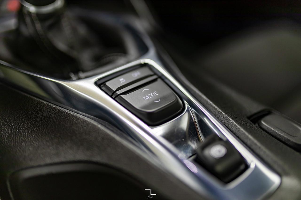 2021 Chevrolet Camaro LT1 Manual Roof BCam Red Deer AB