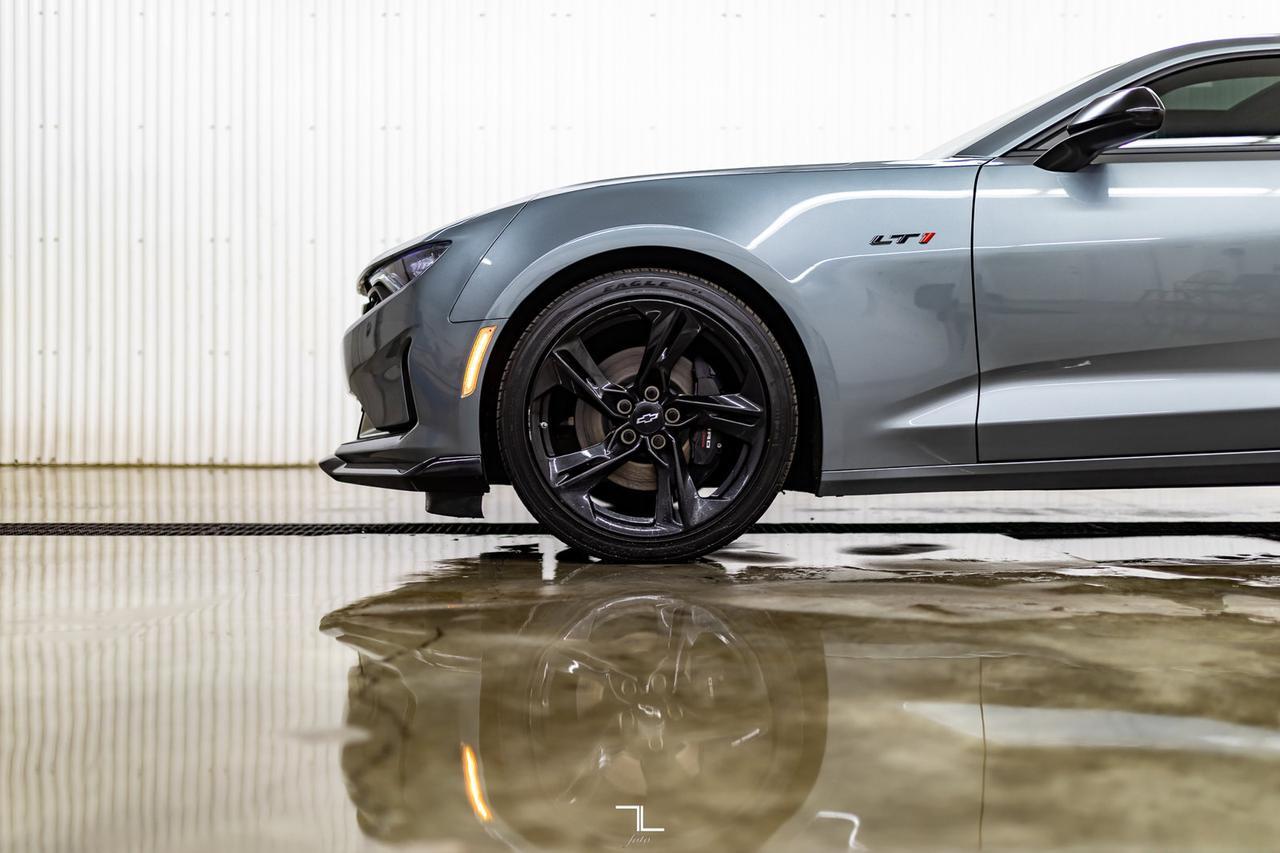 2021 Chevrolet Camaro LT1 Manual Roof BCam Red Deer AB