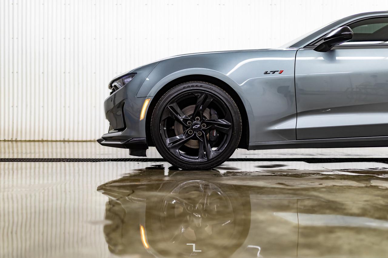 2021 Chevrolet Camaro LT1 Manual Roof BCam Red Deer AB