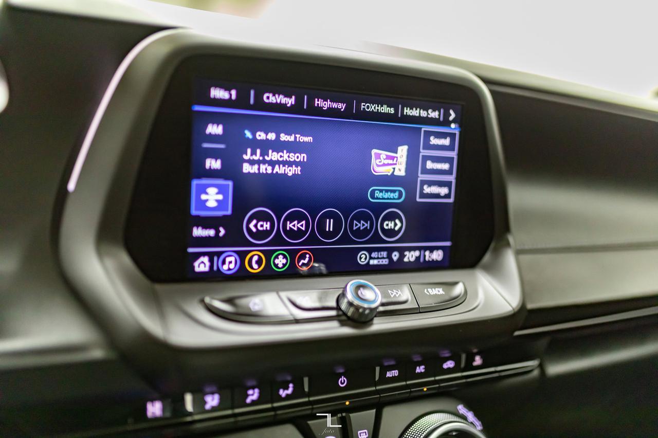 2021 Chevrolet Camaro LT1 Manual Roof BCam Red Deer AB