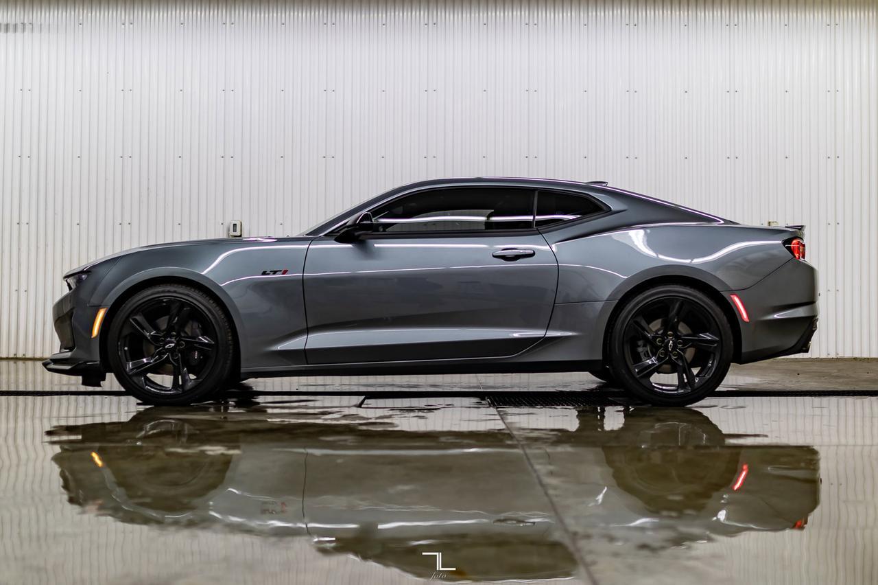 2021 Chevrolet Camaro LT1 Manual Roof BCam Red Deer AB