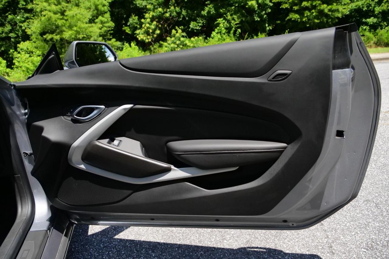 2021 Chevrolet Camaro LT1 / Performance Exhaust / 6.2L V8! Lincolnton NC