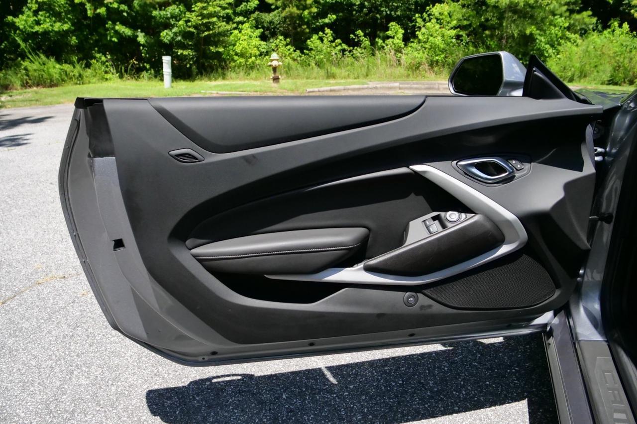 2021 Chevrolet Camaro LT1 / Performance Exhaust / 6.2L V8! Lincolnton NC
