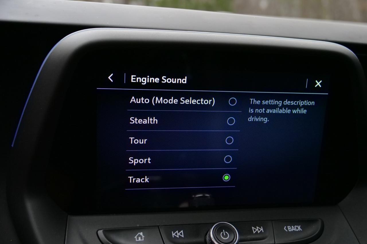 2021 Chevrolet Camaro ZL1 / Sunroof / 6.2L V8 / Recaro Seats! Lincolnton NC