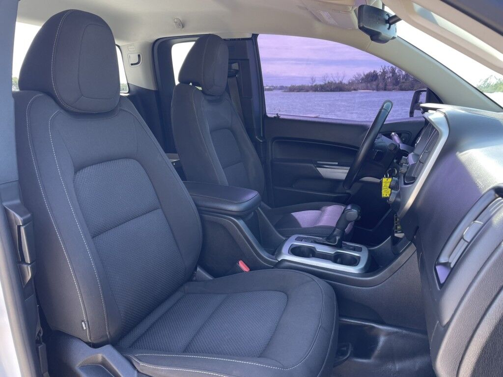 2021 Chevrolet Colorado 2WD LT~CLEAN CARFAX~REAR SHELF W/POWER BOX~LOCKING BED COVER~ONL Sarasota FL