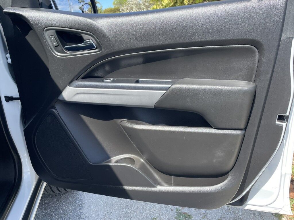 2021 Chevrolet Colorado 2WD LT~CLEAN CARFAX~REAR SHELF W/POWER BOX~LOCKING BED COVER~ONL Sarasota FL