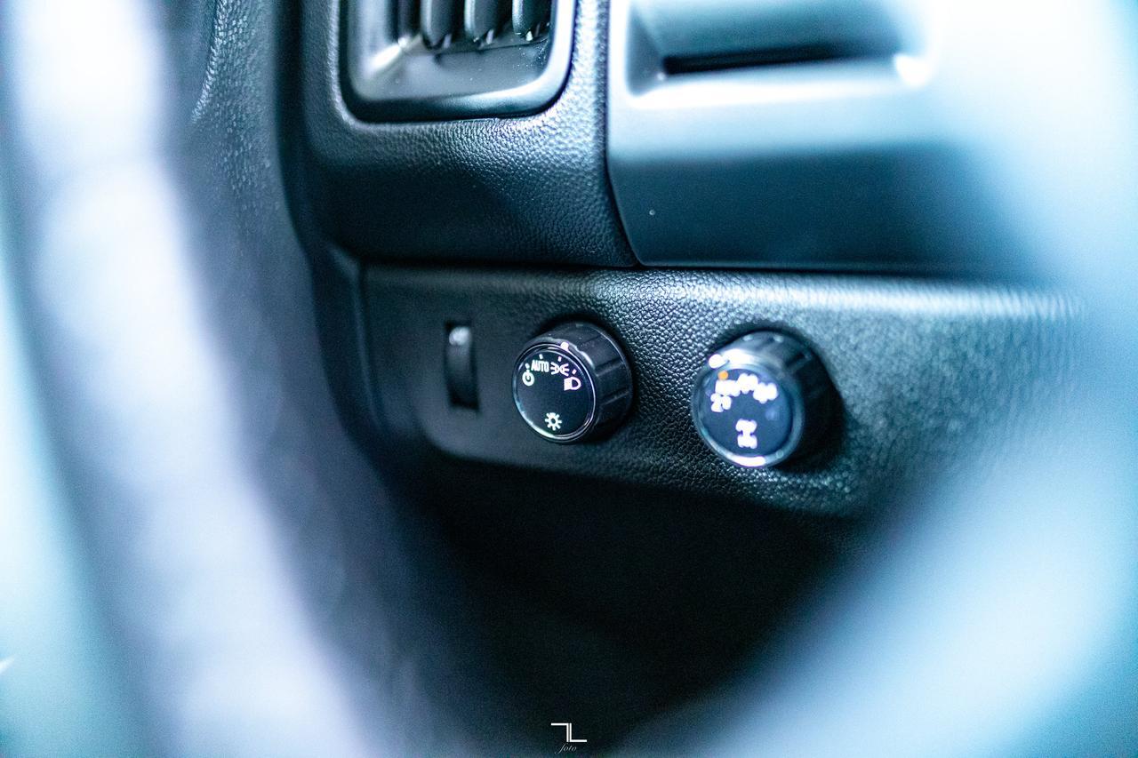 2021 Chevrolet Colorado 4x4 Ext Cab LT PSeat BCam Topper Red Deer AB