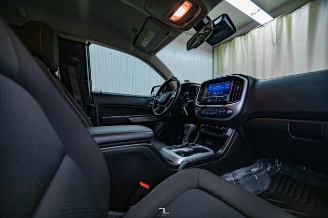 2021 Chevrolet Colorado 4x4 Ext Cab LT Red Deer AB