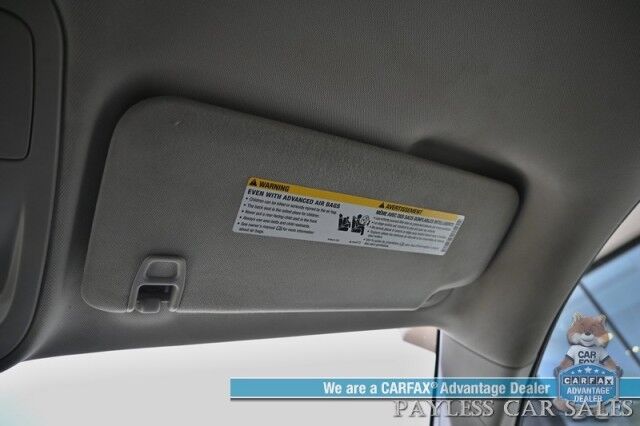 2021 Chevrolet Colorado LT / 4X4 / Crew Cab / Auto Start / 3.6L V6 / Convenience Pkg / Apple CarPlay & Android Auto / Cruise Control / Backup Camera / Keyless Entry / Block Heater / Tow Pkg / 1-Owner Anchorage AK