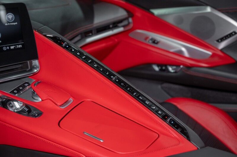 2021 Chevrolet Corvette 3LT photo 14