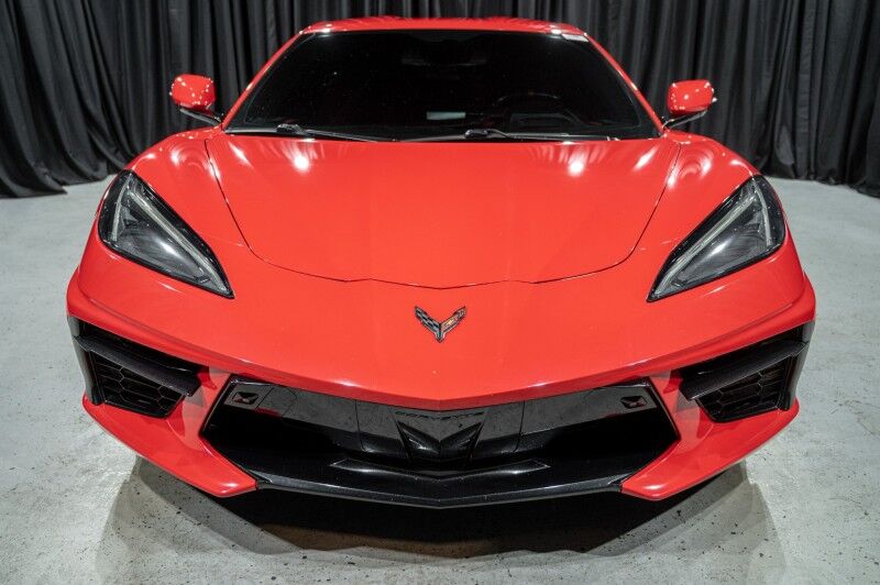 2021 Chevrolet Corvette 3LT photo 2