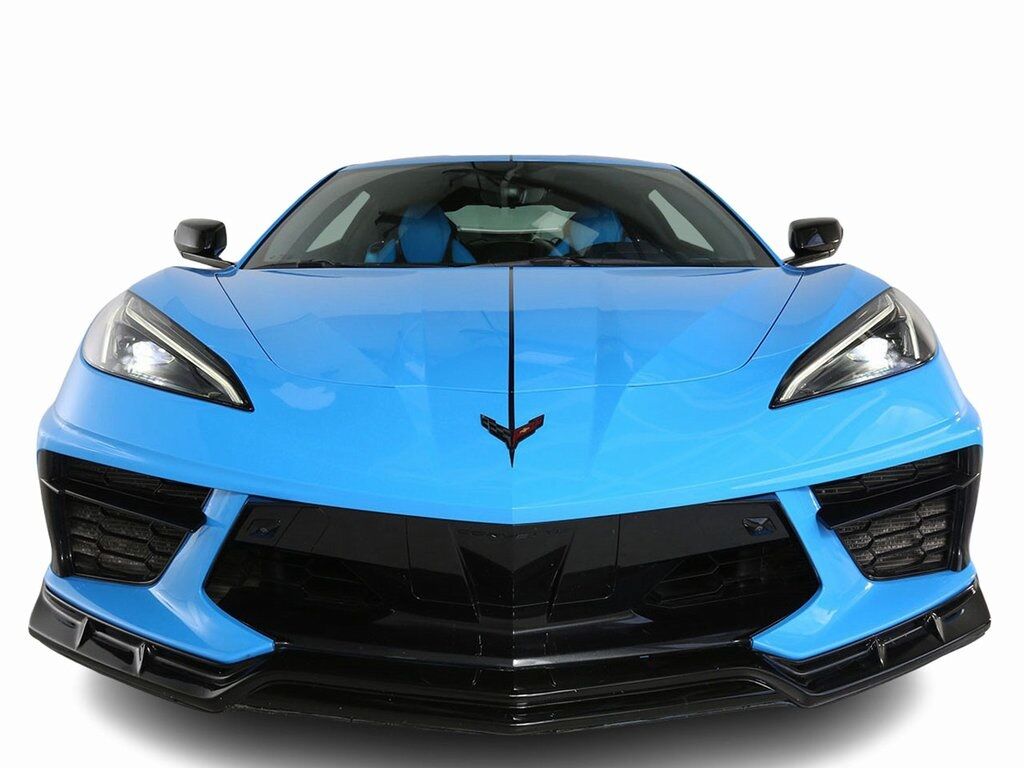2021 Chevrolet Corvette Stingray photo 2