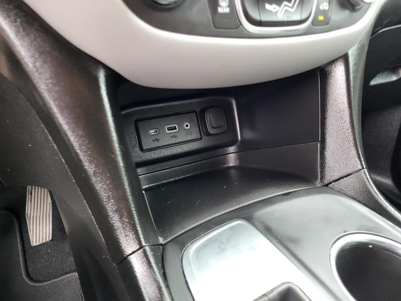 2021 Chevrolet Equinox FWD 4dr LT w/1LT Beeville TX