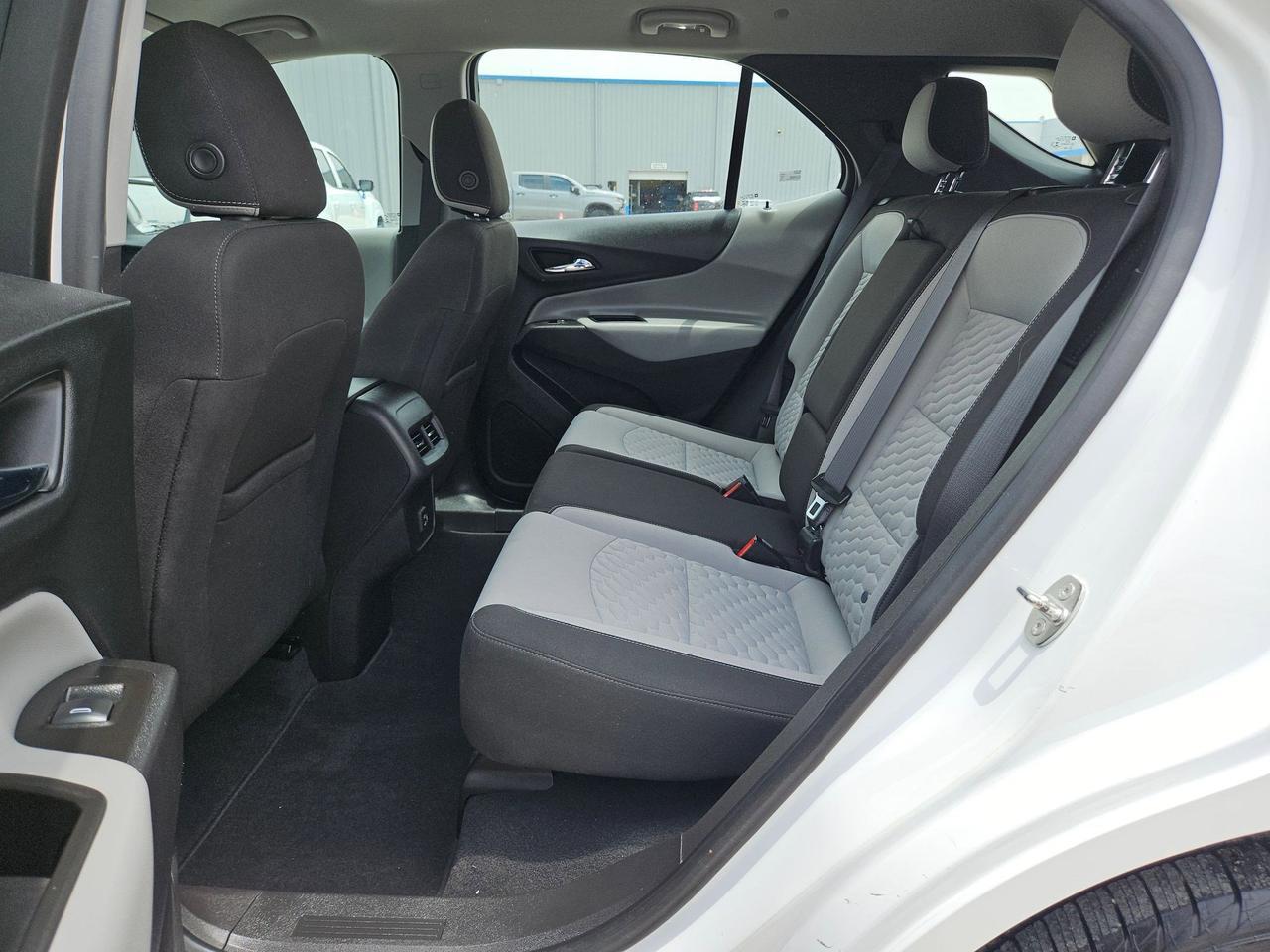 2021 Chevrolet Equinox LS Castroville TX