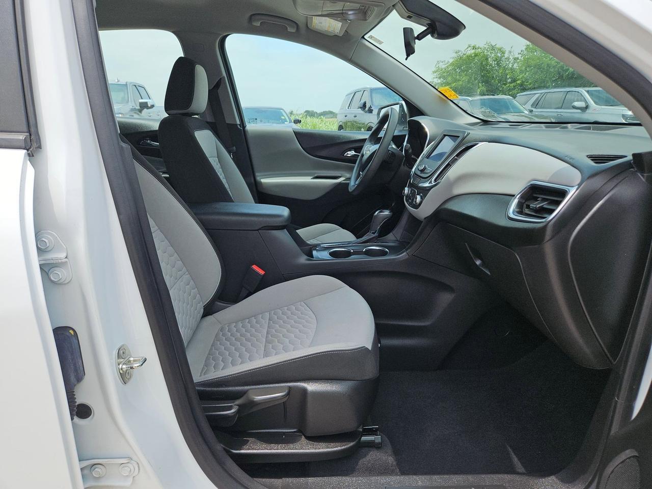 2021 Chevrolet Equinox LS Castroville TX