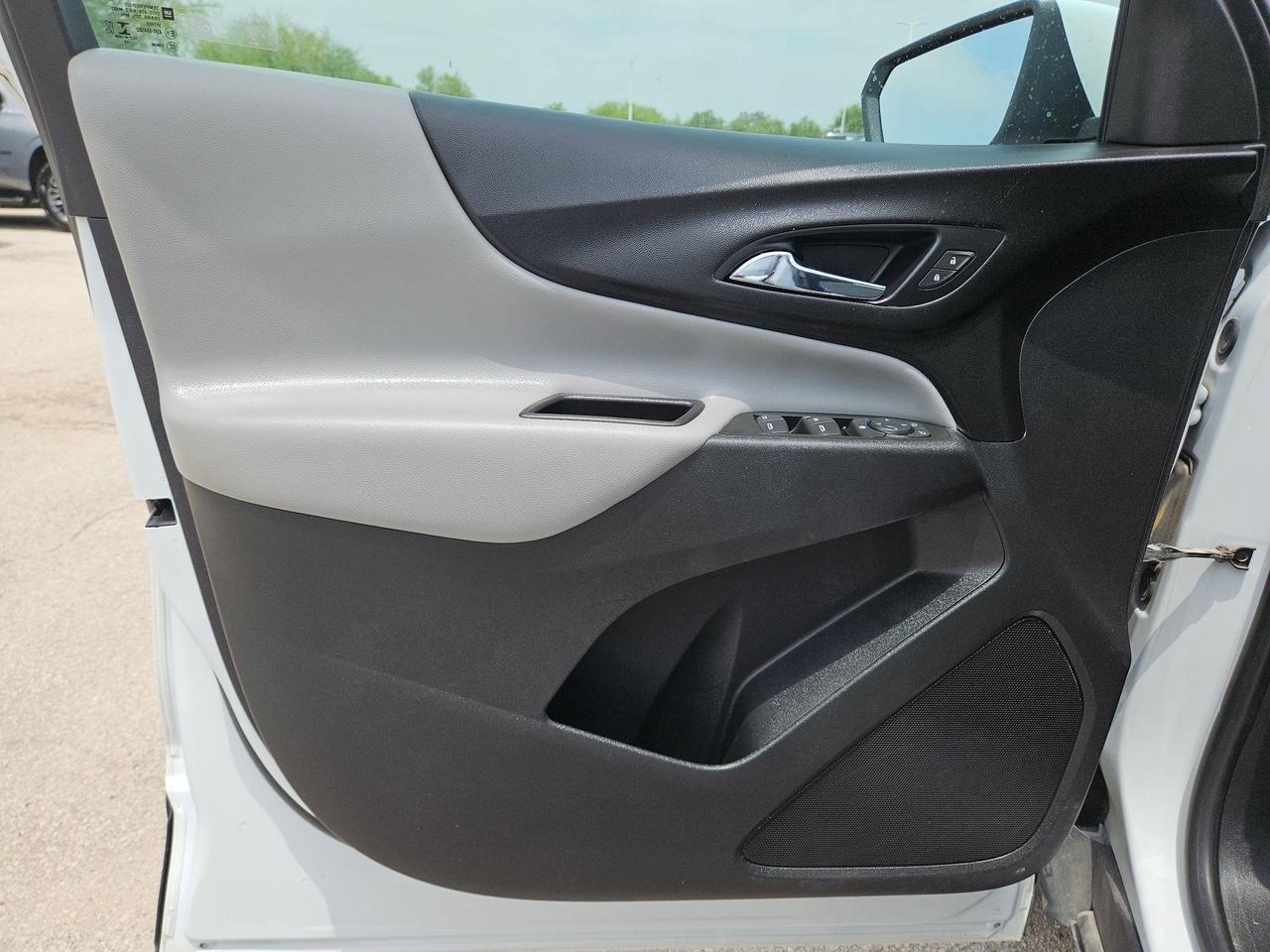 2021 Chevrolet Equinox LS Castroville TX