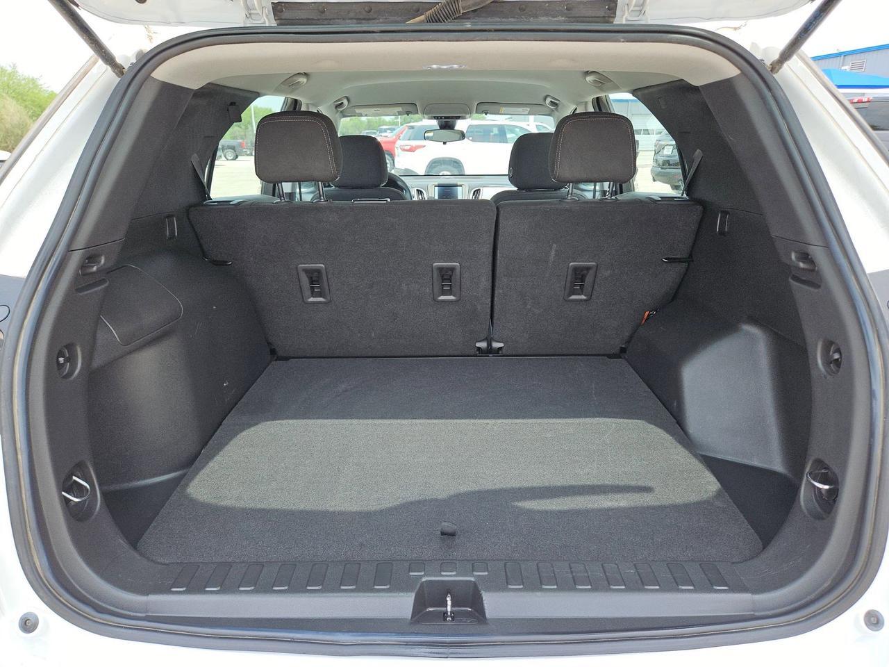 2021 Chevrolet Equinox LS Castroville TX