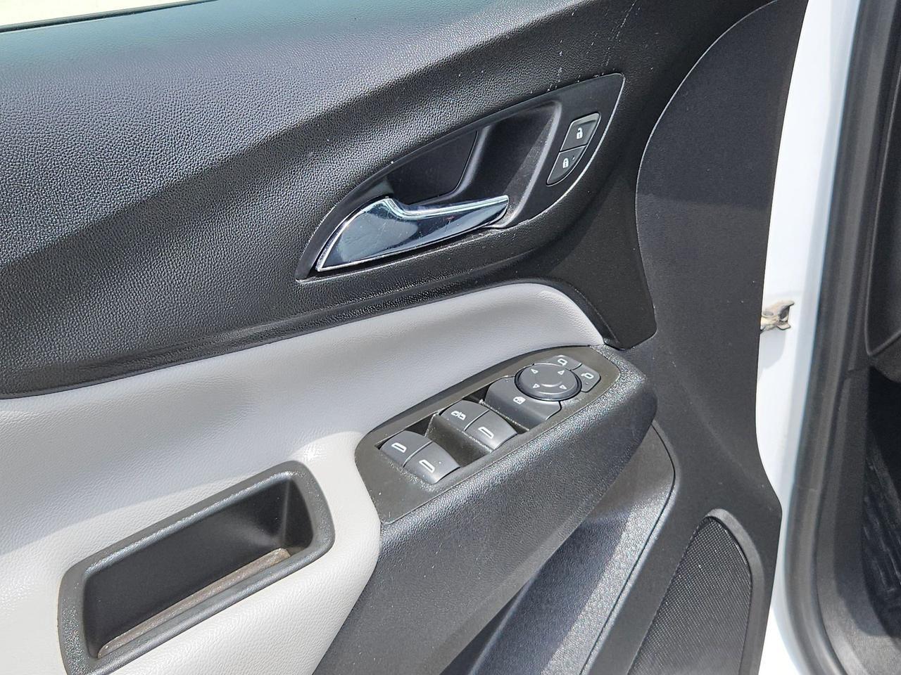 2021 Chevrolet Equinox LS Castroville TX