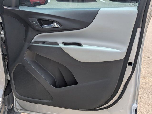 2021 Chevrolet Equinox LS Castroville TX