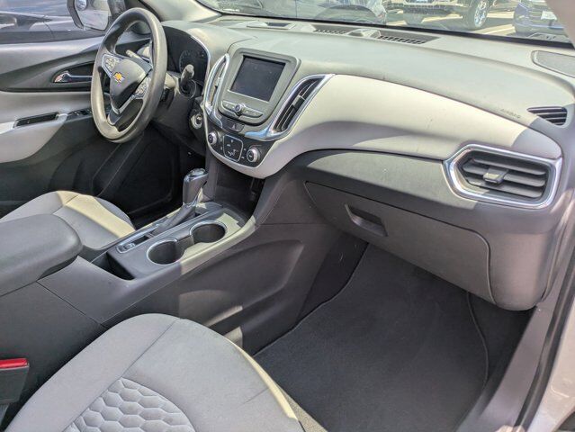 2021 Chevrolet Equinox LS Castroville TX