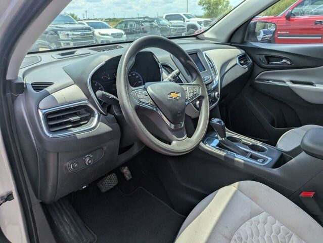 2021 Chevrolet Equinox LS Castroville TX