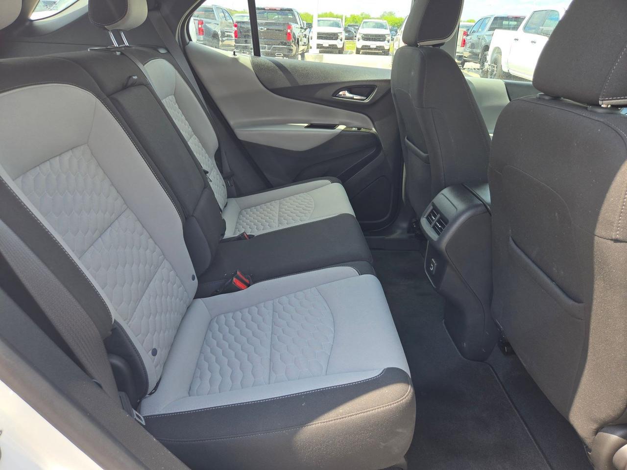 2021 Chevrolet Equinox LS Castroville TX