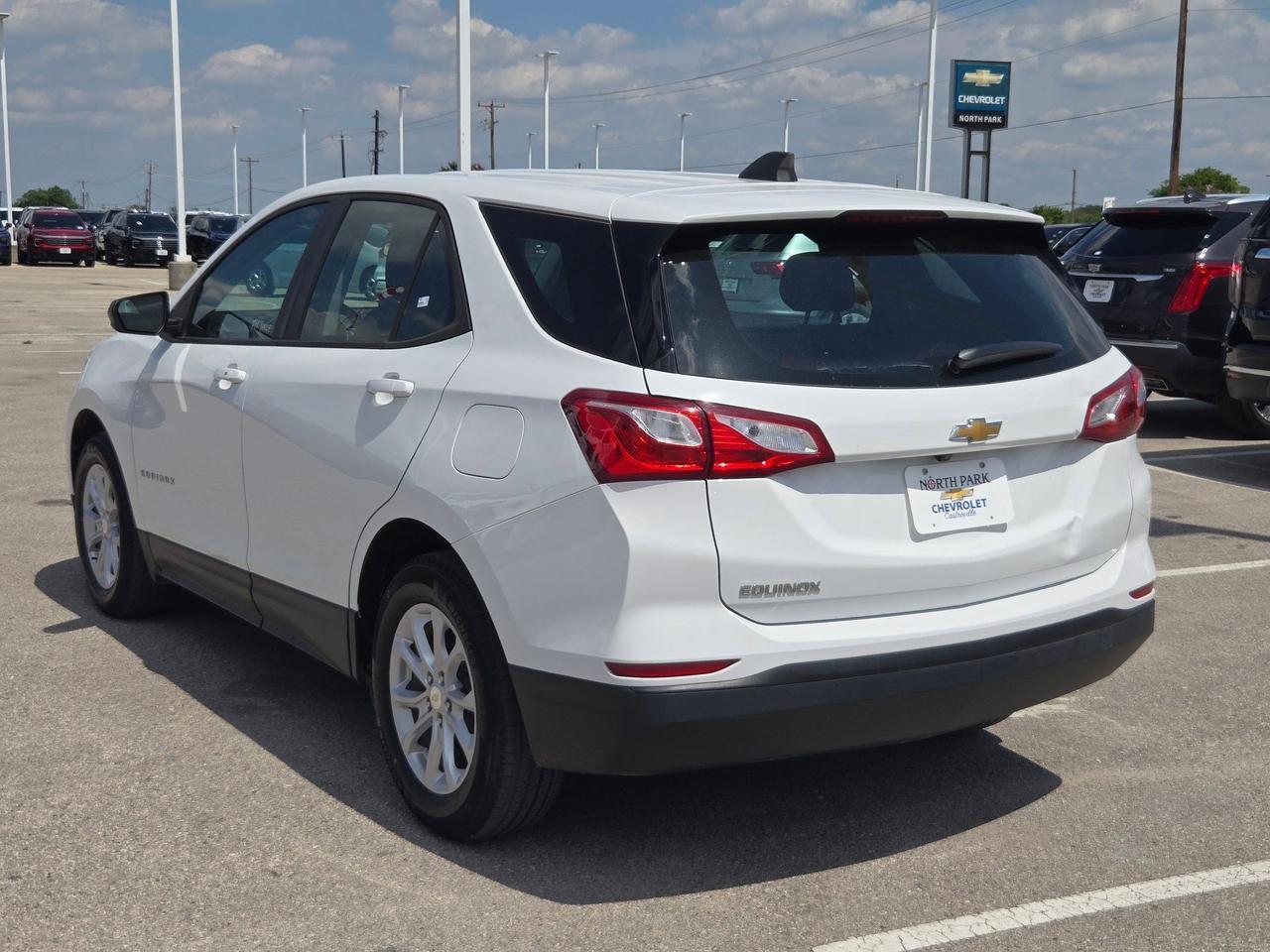 2021 Chevrolet Equinox LS Castroville TX