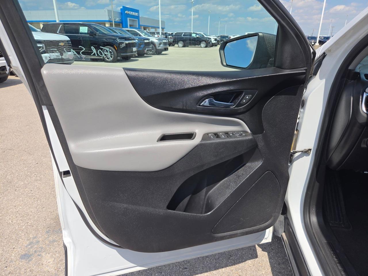 2021 Chevrolet Equinox LS Castroville TX