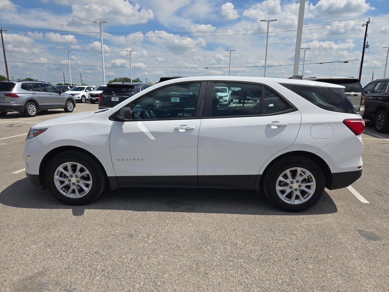 2021 Chevrolet Equinox LS Castroville TX
