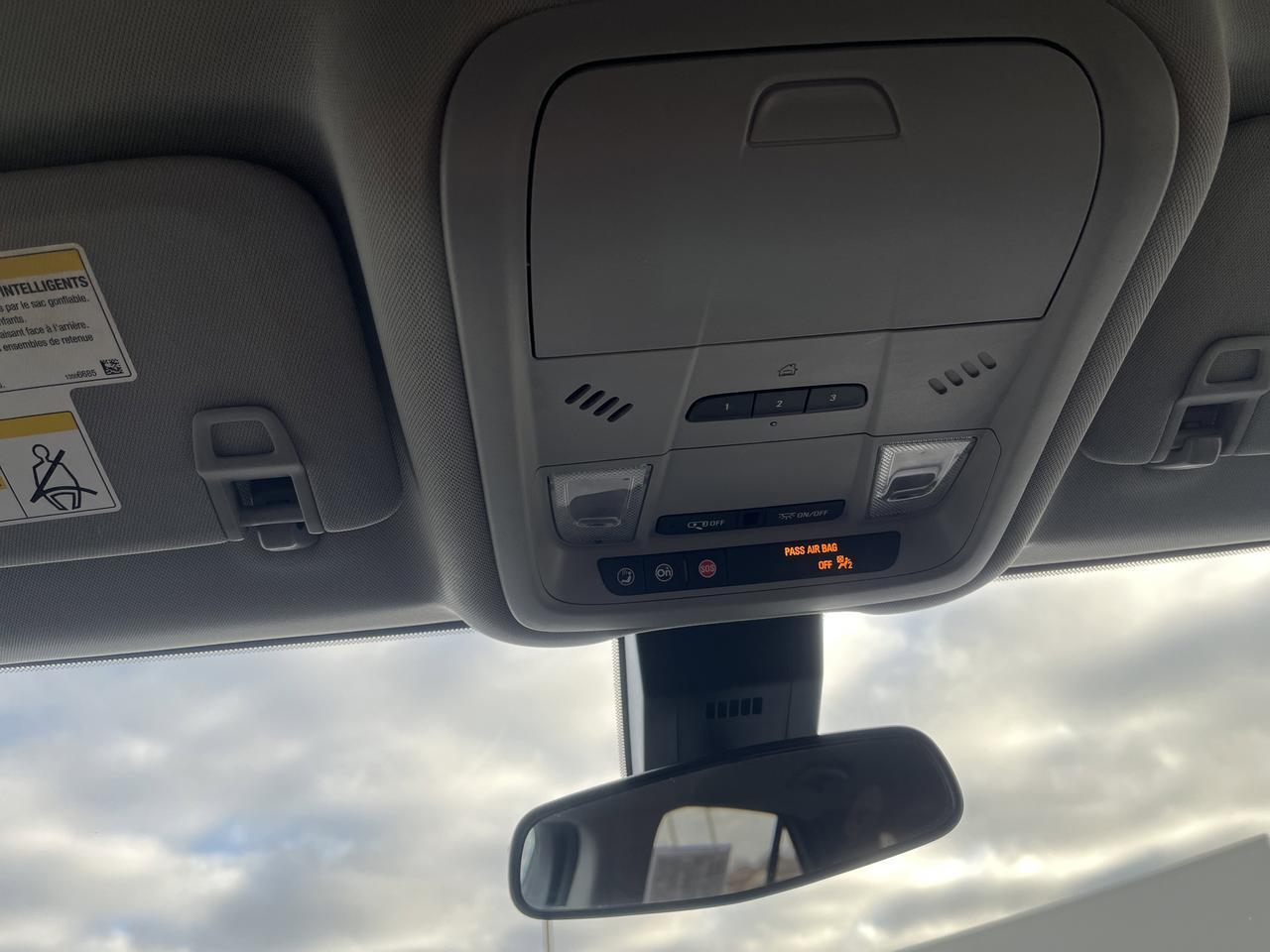 2021 Chevrolet Equinox LT AWD Conf&ConvPkg w/18s HtdSeats PwrLiftgate RemoteStart FogLights BlackBowties Saukville WI