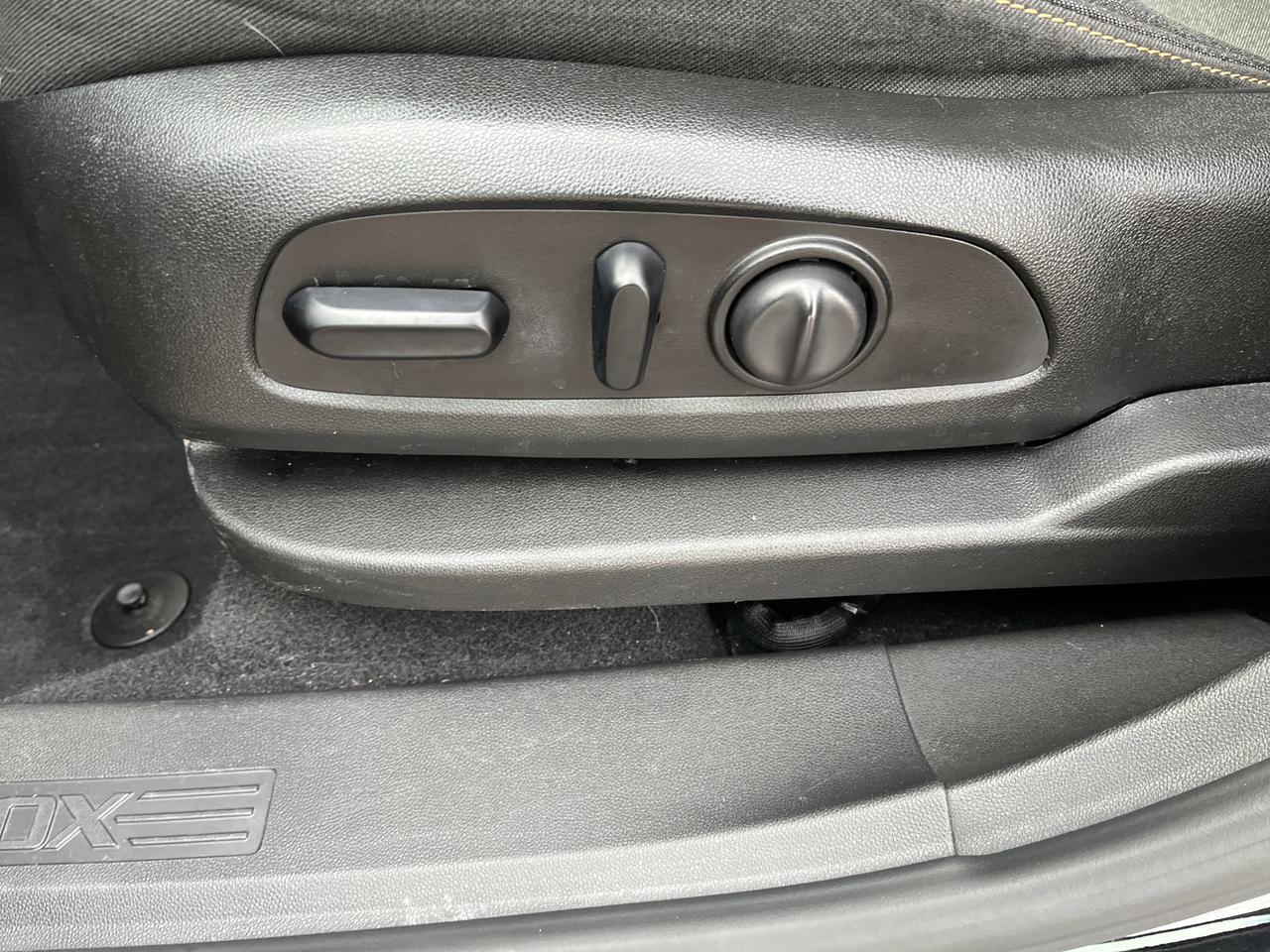 2021 Chevrolet Equinox LT AWD Conf&ConvPkg w/18s HtdSeats PwrLiftgate RemoteStart FogLights BlackBowties Saukville WI